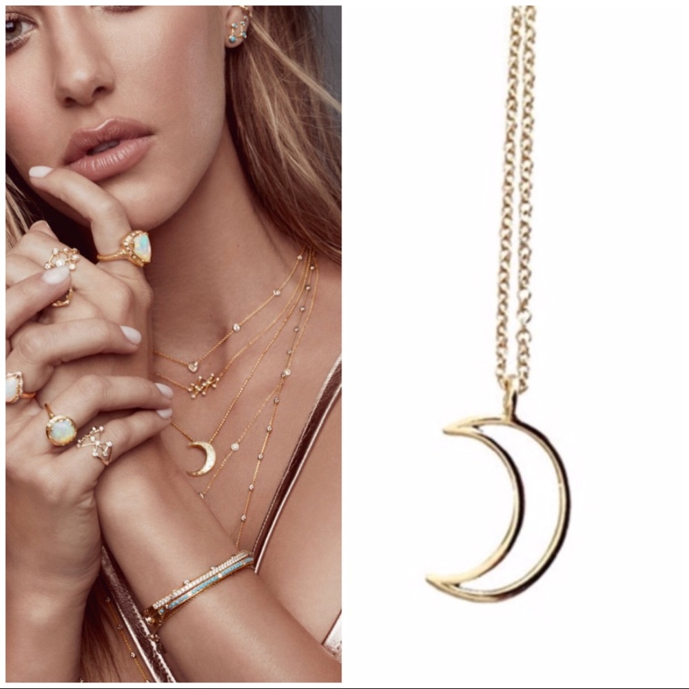 🌙gold crescent moon charm necklace🌙 - Picture 3 of 8